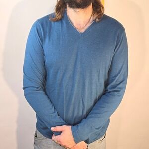 Neiman Marcus Mens L Sweater Blue 100 Cashmere V Neck Long Sleeve Pullover Flaws